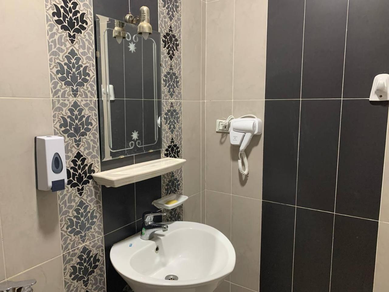 Capo Pyramid Hotel Kafret el-Gabal Buitenkant foto